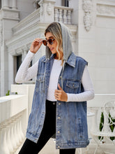 Carregar imagem no visualizador da galeria, Drawstring Pocketed Button Up Sleeveless Denim Jacket
