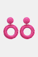 Carregar imagem no visualizador da galeria, Round Shape Raffia Grass Dangle Earrings
