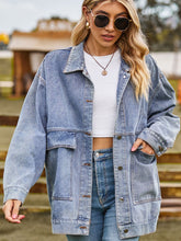 Carregar imagem no visualizador da galeria, Dropped Shoulder Denim Jacket with Pockets
