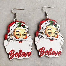 Carregar imagem no visualizador da galeria, Christmas Themed Wood Dangle Earrings
