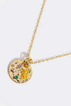 Carregar imagem no visualizador da galeria, Inlaid Multicolored Zircon Round Pendant Copper Necklace
