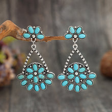 Carregar imagem no visualizador da galeria, Artificial Turquoise Teardrop Earrings
