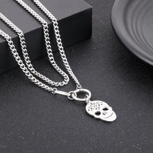 Carregar imagem no visualizador da galeria, Skull Shape Double-Layered Pendant Necklace
