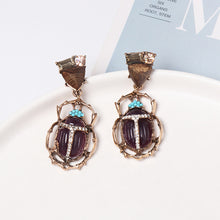 Carregar imagem no visualizador da galeria, Beetle Shape Rhinestone Alloy Dangle Earrings
