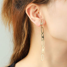 Carregar imagem no visualizador da galeria, Gold-Plated Bar Earrings
