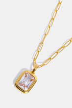 Carregar imagem no visualizador da galeria, Zircon 18K Gold-Plated Geometrical Shape Pendant Necklace
