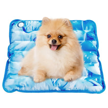 Load image into Gallery viewer, OHAJUES Dog Cooling Mat,Pet Cooling Mat for Dogs and Cats,Easy Washable,Suitable for All Types of Pets,Summer Keep Your Pet Cool (17.7X17.7in)
