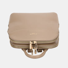 Carregar imagem no visualizador da galeria, David Jones PU Leather Adjustable Straps Backpack Bag
