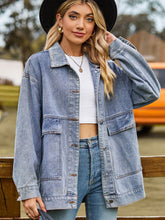 Carregar imagem no visualizador da galeria, Dropped Shoulder Denim Jacket with Pockets
