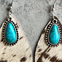 Carregar imagem no visualizador da galeria, Artificial Turquoise Teardrop Earrings
