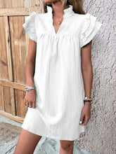 Carregar imagem no visualizador da galeria, Ruffled Notched Cap Sleeve Mini Dress
