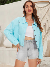 Carregar imagem no visualizador da galeria, Distressed Distressed Button Up Denim Jacket
