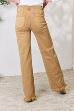 Carregar imagem no visualizador da galeria, RISEN Full Size Fringe Hem Wide Leg Jeans
