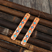 Carregar imagem no visualizador da galeria, Geometric Leather Bar Earrings
