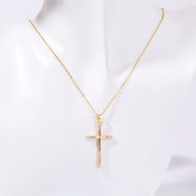 Carregar imagem no visualizador da galeria, Stainless Steel Inlaid Zircon Cross Necklace
