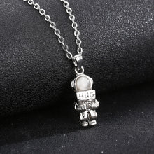 Carregar imagem no visualizador da galeria, Astronaut Pendant Cat&#39;s Eye Stone Stainless Steel Necklace
