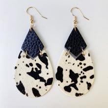 Carregar imagem no visualizador da galeria, Genuine Cowhide Leather Dangle Earrings
