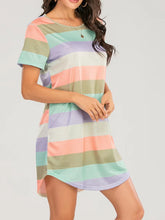 Carregar imagem no visualizador da galeria, Striped Round Neck Short Sleeve Tee Dress
