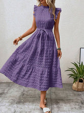 Carregar imagem no visualizador da galeria, Tied Ruffled Cap Sleeve Midi Dress
