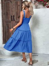 Carregar imagem no visualizador da galeria, Tiered Smocked Wide Strap Cami Dress
