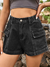 Carregar imagem no visualizador da galeria, High Waist Denim Shorts with Pockets
