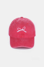 Carregar imagem no visualizador da galeria, Zenana Bow Embroidered Washed Cotton Caps
