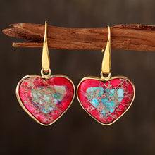 Carregar imagem no visualizador da galeria, Natural Stone Heart Drop Earrings
