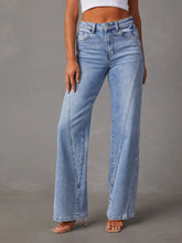 Carregar imagem no visualizador da galeria, High Waist Straight Jeans with Pockets
