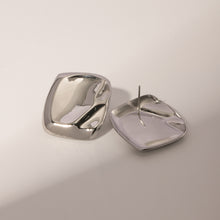 Carregar imagem no visualizador da galeria, Stainless Steel Square Stud Earrings
