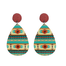 Carregar imagem no visualizador da galeria, Geometric Wood Teardrop Earrings
