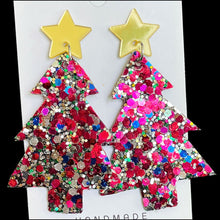 Carregar imagem no visualizador da galeria, Christmas Tree Acrylic Dangle Earrings
