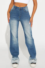 Carregar imagem no visualizador da galeria, Pocketed Buttoned Straight Jeans
