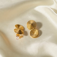 Carregar imagem no visualizador da galeria, 18K Gold-Plated Stainless Steel Earrings
