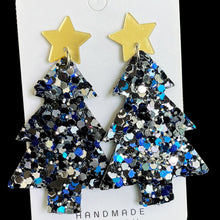 Carregar imagem no visualizador da galeria, Christmas Tree Acrylic Dangle Earrings
