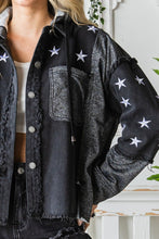 Carregar imagem no visualizador da galeria, Veveret Star Embroidered Hooded Denim Jacket
