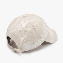 Carregar imagem no visualizador da galeria, Distressed Adjustable Cotton Baseball Cap
