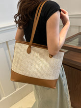 Carregar imagem no visualizador da galeria, Contrast Straw Woven Tote Bag
