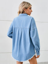 Carregar imagem no visualizador da galeria, Distressed Raw Hem Dropped Shoulder Denim Jacket
