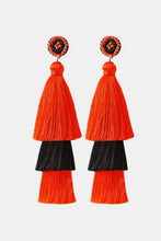 Carregar imagem no visualizador da galeria, Baeds Detail Triple Layered Tassel Earring
