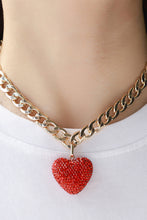 Carregar imagem no visualizador da galeria, Rhinestone Heart Pendant Curb Chain Necklace
