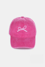 Carregar imagem no visualizador da galeria, Zenana Bow Embroidered Washed Cotton Caps
