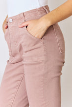 Carregar imagem no visualizador da galeria, RISEN Full Size High Rise Ankle Flare Jeans
