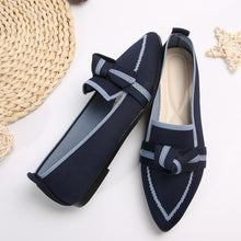 Carregar imagem no visualizador da galeria, Bow Contrast Trim Point Toe Loafers
