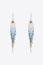 Carregar imagem no visualizador da galeria, Beaded Dangle Earrings
