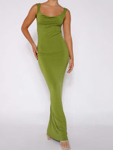 Carregar imagem no visualizador da galeria, Backless Wide Strap Maxi Dress
