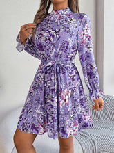 Carregar imagem no visualizador da galeria, Printed Mock Neck Flounce Sleeve Mini Dress
