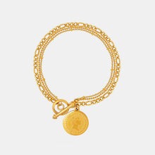 Carregar imagem no visualizador da galeria, Coin Pendant Toggle clasp 18K Gold-Plated Bracelet
