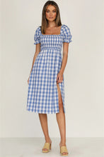 Carregar imagem no visualizador da galeria, Full Size Slit Plaid Short Sleeve Midi Dress
