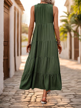 Carregar imagem no visualizador da galeria, Tiered Tie Neck  Midi Dress
