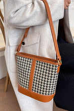 Carregar imagem no visualizador da galeria, Houndstooth PU Leather Shoulder Bag
